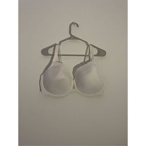 Olga White 42DD bra with Lace and adjustable straps